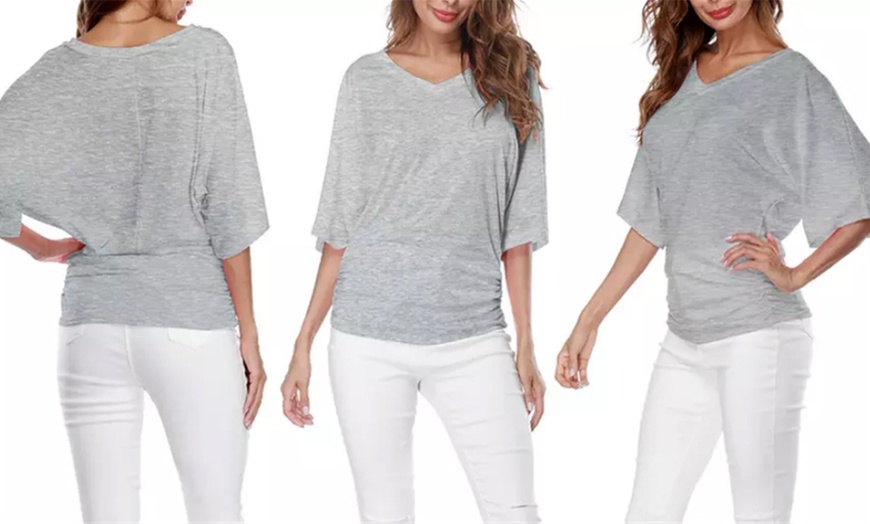 Image 8: Women‘s V-Neck Batwing Top