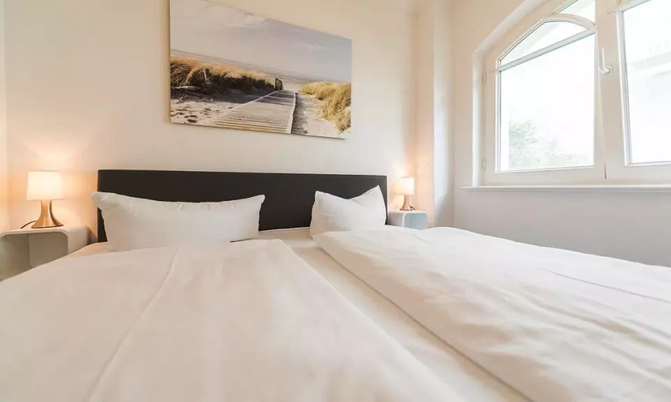 Rügen: 2-Zimmer-Suite mit Balkon inkl. Halbpension