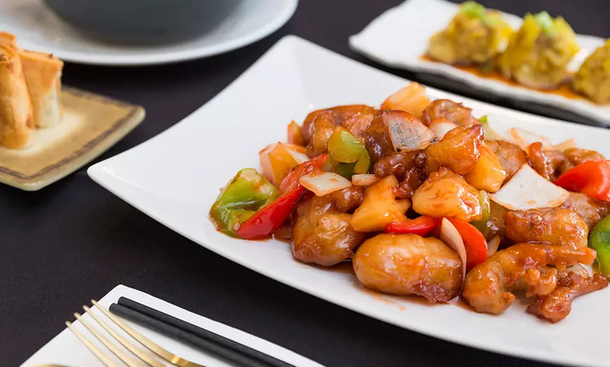 Image 6: Chinese Feast with Wine for Two