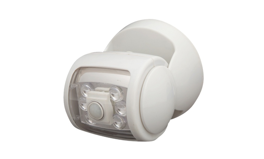 Image 7: Wireless LED Outdoor Light