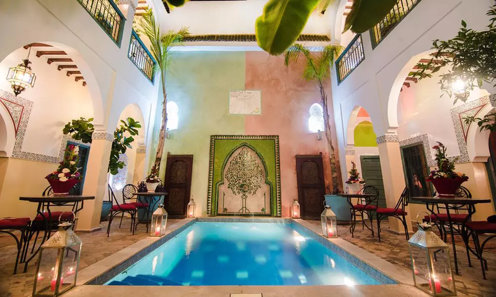 Marrakech : chambre Double avec petit-déjeuner, thé d'accueil et gâteaux pour 2 personnes au Riad Caesar - Primary Image