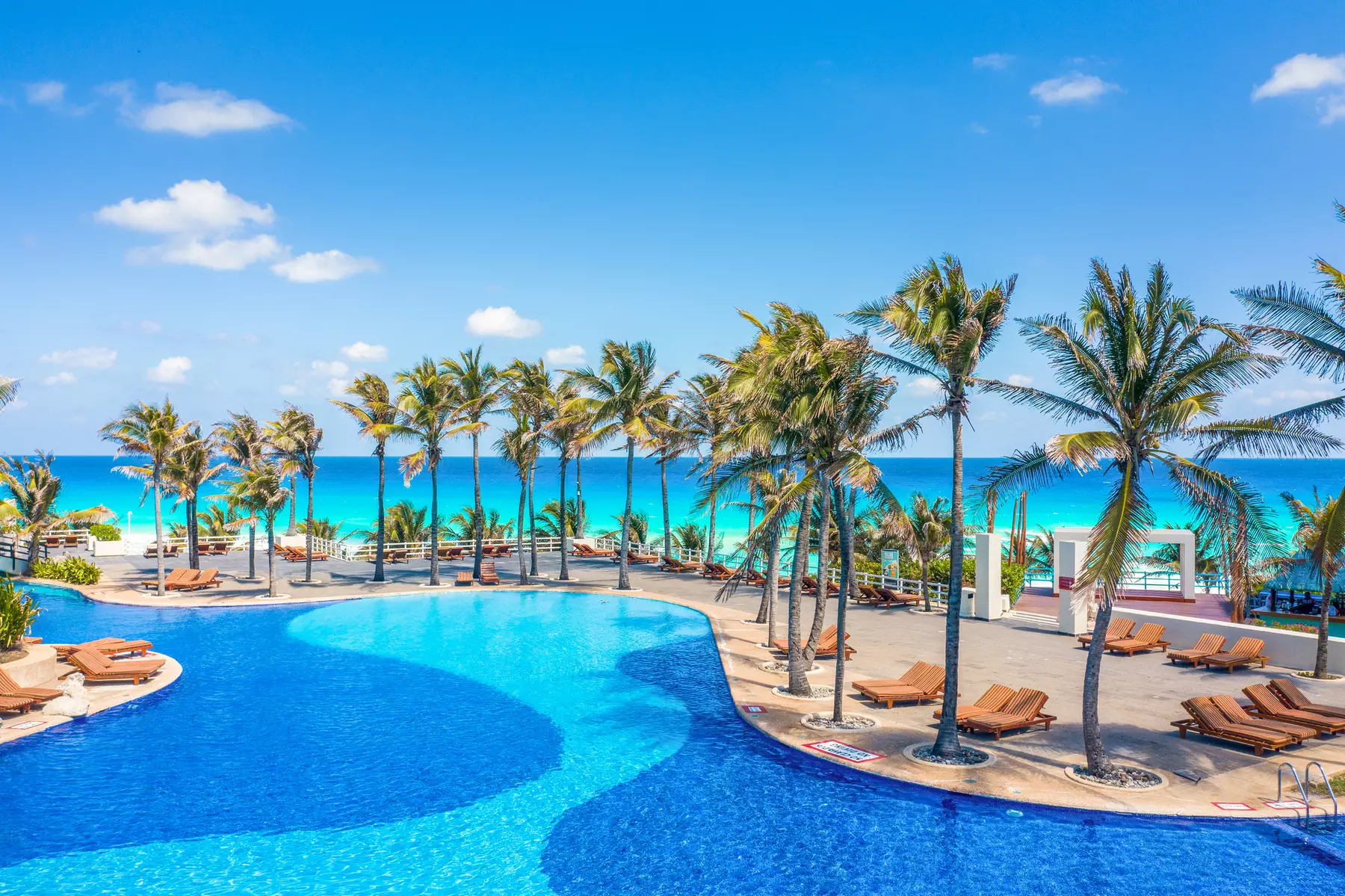Members: All-Inclusive Stay for Two at The Pyramid Cancun - Book Now!