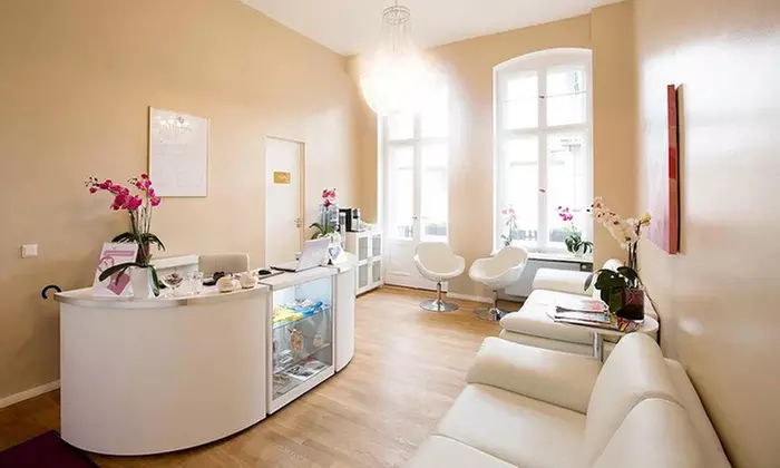 Wimpernverlängerung mit der Volumetechnik für 1 Pers., opt. mit Refill