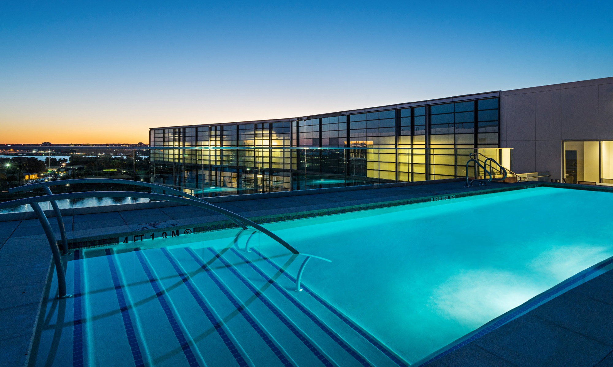 Members Only: Hotel with Stunning River Views and Modern Amenities