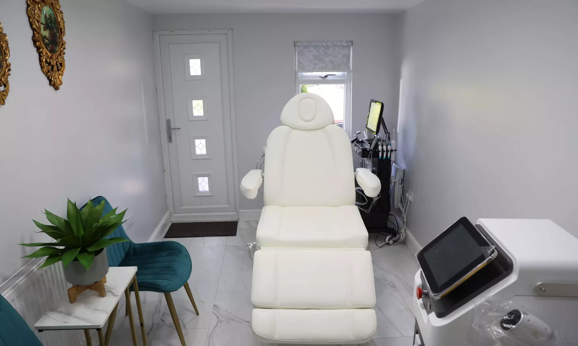 Up to 44% Off on PRP for Hair or Face at Dr Aqsa's Skin Clinic