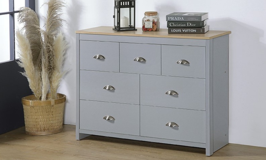 Image 9: Quantock Bedroom Furniture