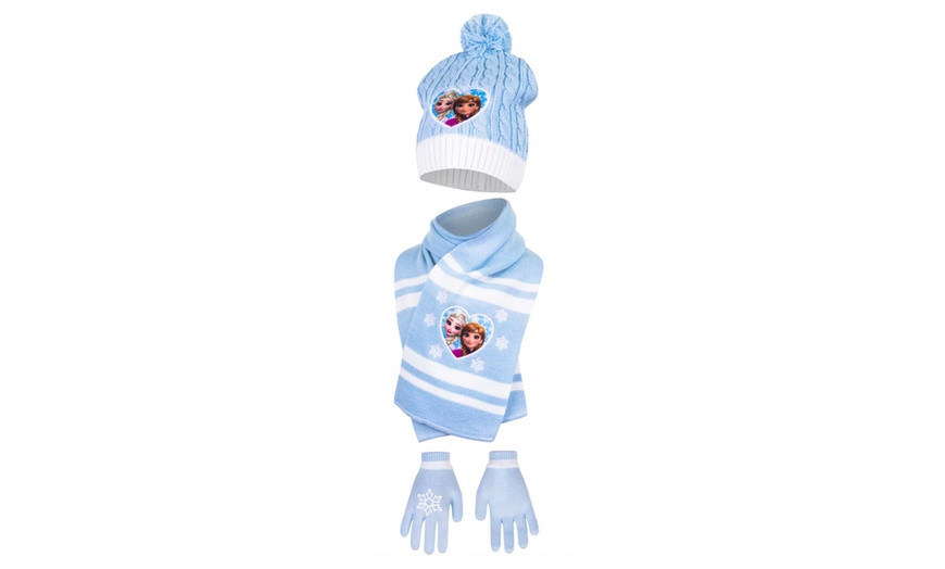 Image 2: Disney Frozen Winter Apparel Set