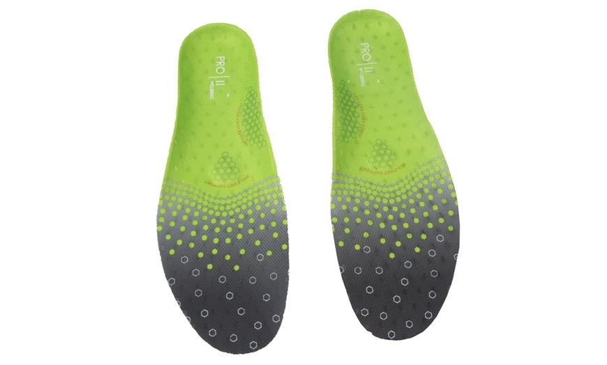 Image 7: Shock-Absorbing Sports Insoles