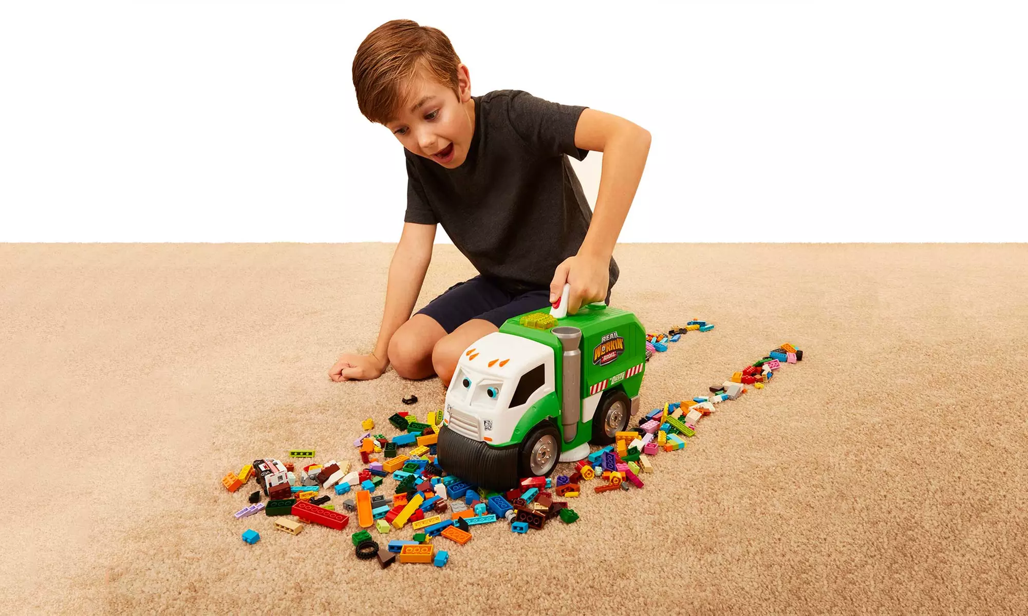 Real Workin' Buddies Mr. Dusty the Super-Duper Toy-Eating Garbage Truck - Primary Image
