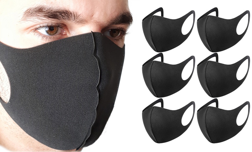 Image 3: Anti-Dust Facemasks