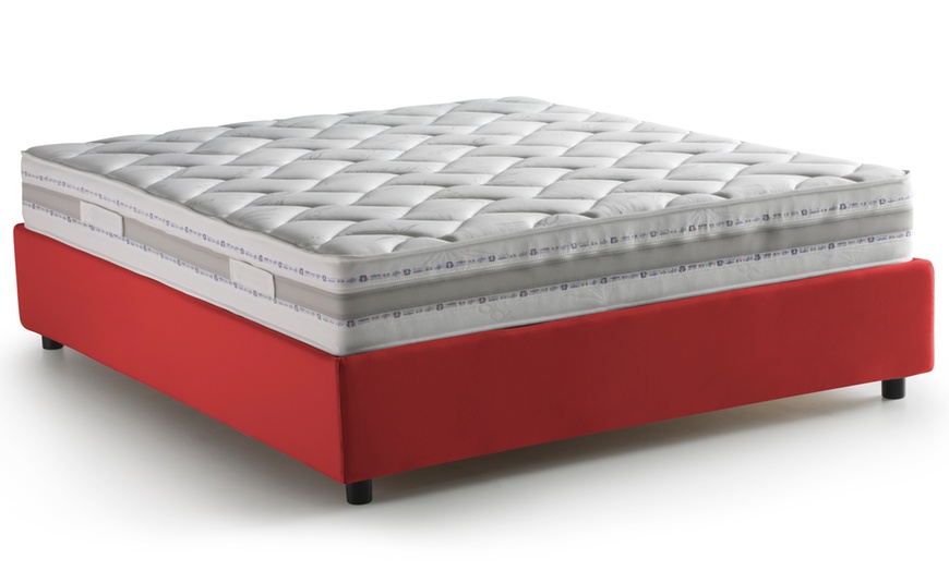 Image 23: Lit double sommier "Silvia" avec coffre de rangement, option matelas 