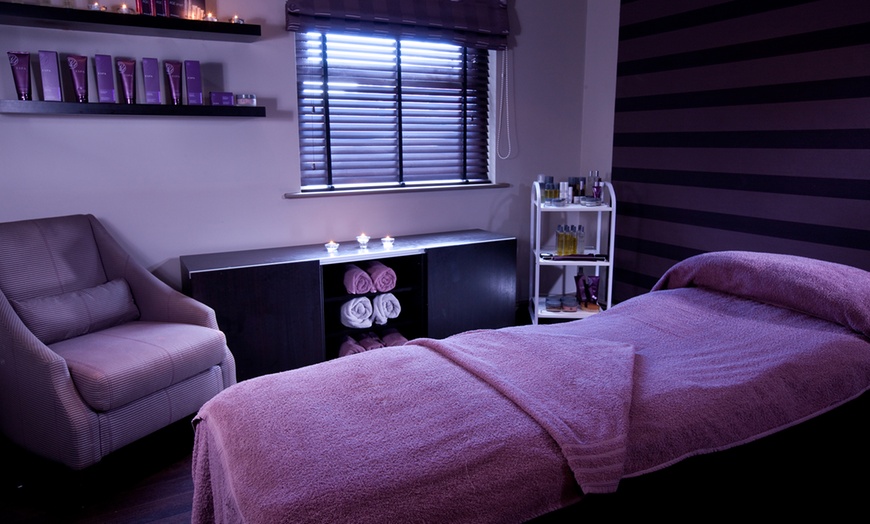 Image 7: Bury Stay with Spa Treatments