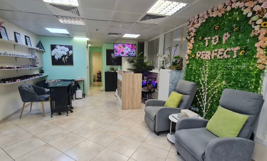 Image 7: Get Smooth Skin with Choice of Waxing at Top Perfect Ladies Center