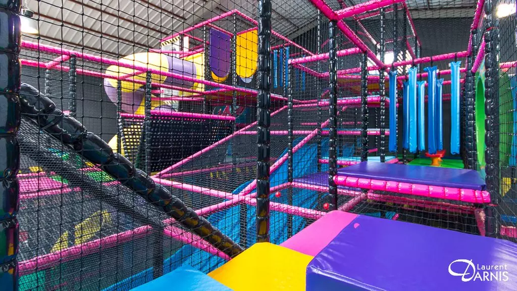 Toboggans et jeux pour enfants à Kids Galaxy