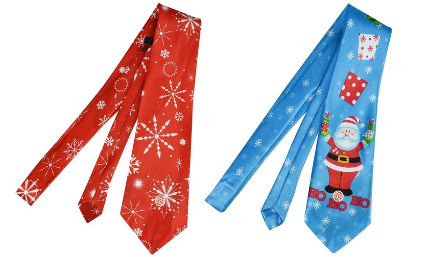 Image 1: Christmas Musical Tie