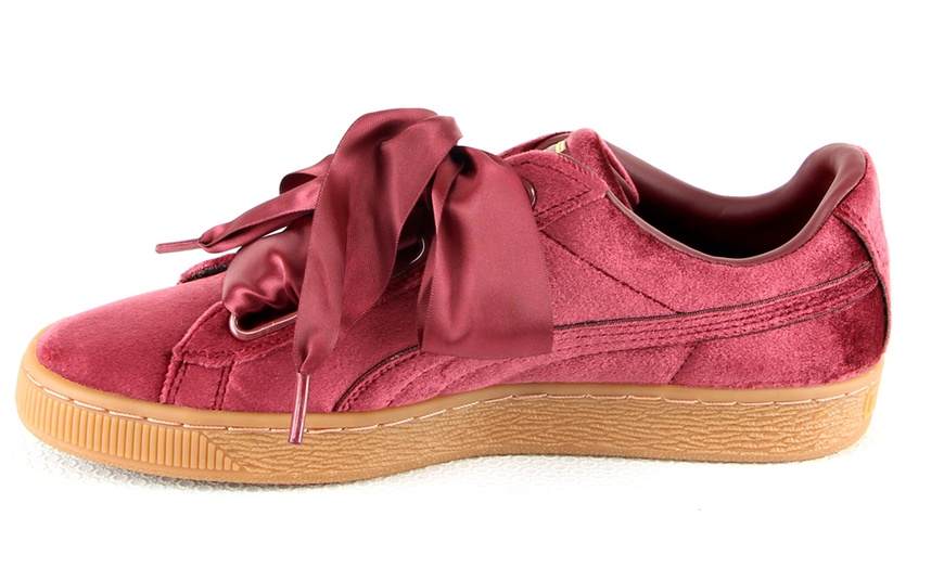 Image 41: Puma Sneakers