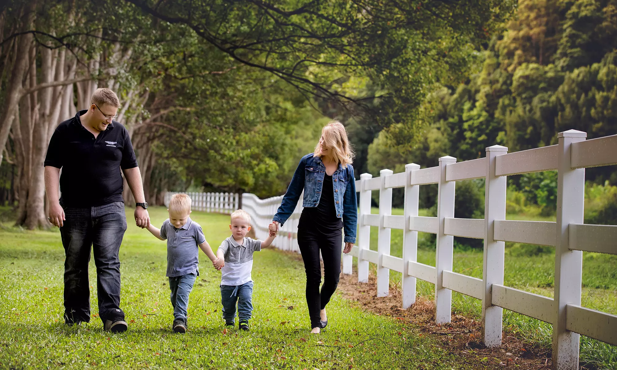 One-Hour Photoshoot + $100 Credit