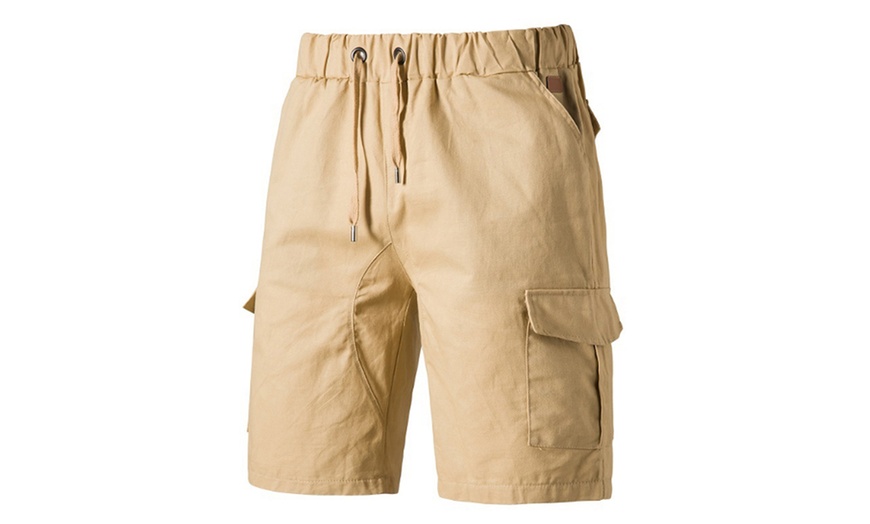 Image 10: Men's Casual Slim Fit Cargo Shorts with Elastic Waist