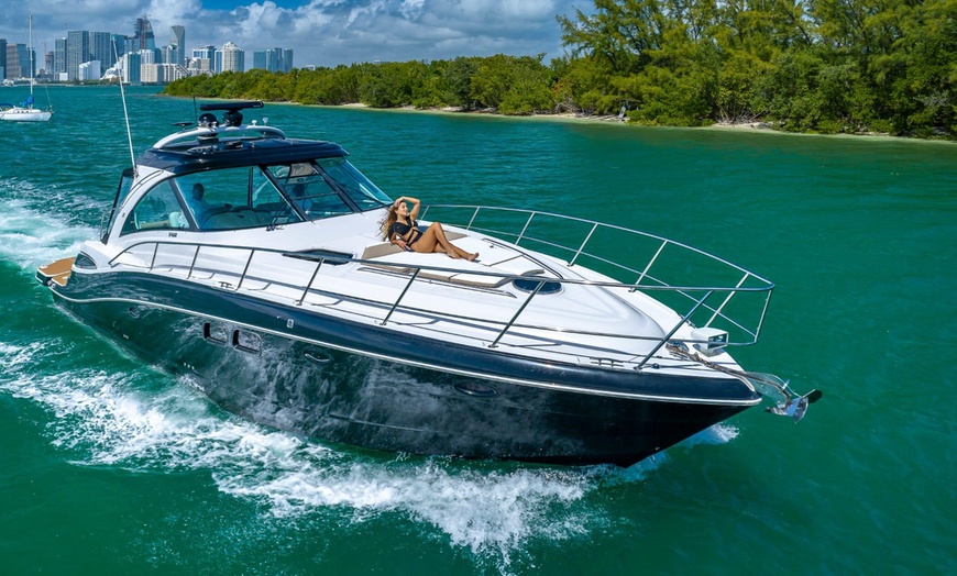 Image 1: 3- or 4-Hour, Sea Lux 53' Four WinnYacht Ft. Lauderdale, Cruise & More