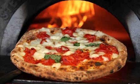 ⏰Menu pizza, dolce, caffè e birra fino a 4 persone alla Pizzeria Fioravanti (sconto fino a 57%). Prenota&Vai!