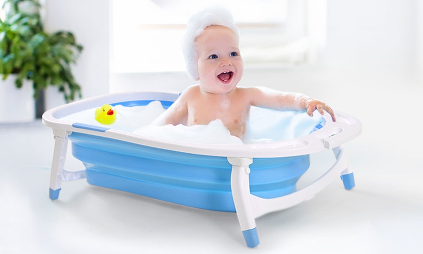 Image 2: Collapsible Baby Bathtub
