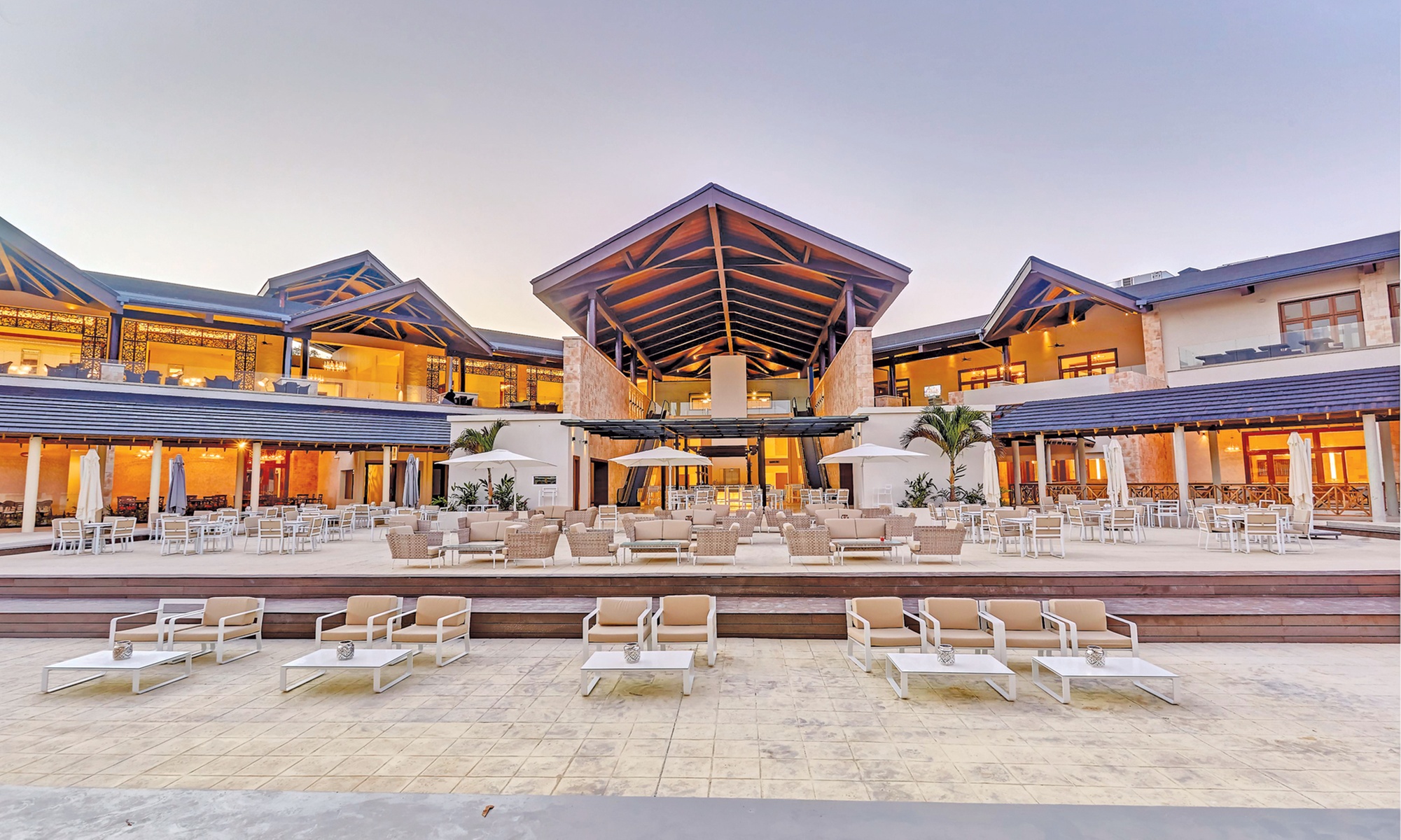 ✈ 3 or 5-Night All-Inclu Royalton Saint Lucia w/Air from Travel By Jen
