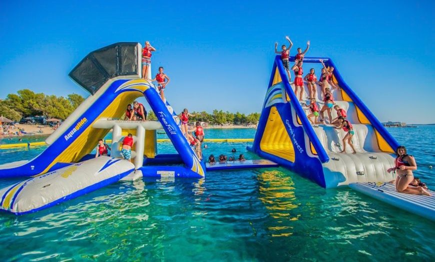 Image 2: One-Hour Water Park Session