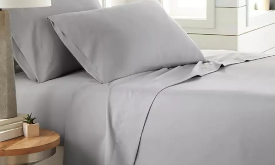 Premium Collection Ultra-Soft Sheet Set (3- or 4-Piece) - Primary Image