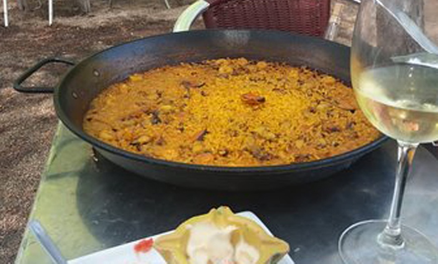 Image 9: Saborea un delicioso menú de arroz para compartir con amigos o familia