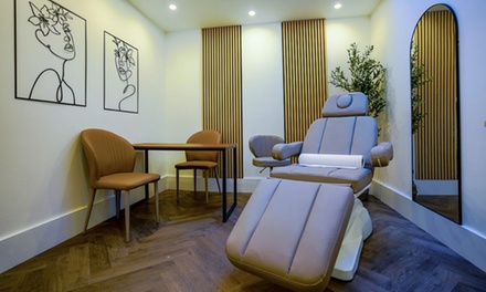 1 Session: Advanced Micro-needling with Luxury Hydrating Serums - Face or Neck - Perfection Clinic