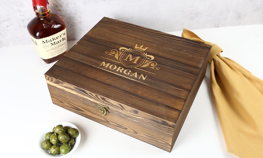 Image 2: One or Two Personalised Boxed Decanter, Glass, and Whiskey Stones Set