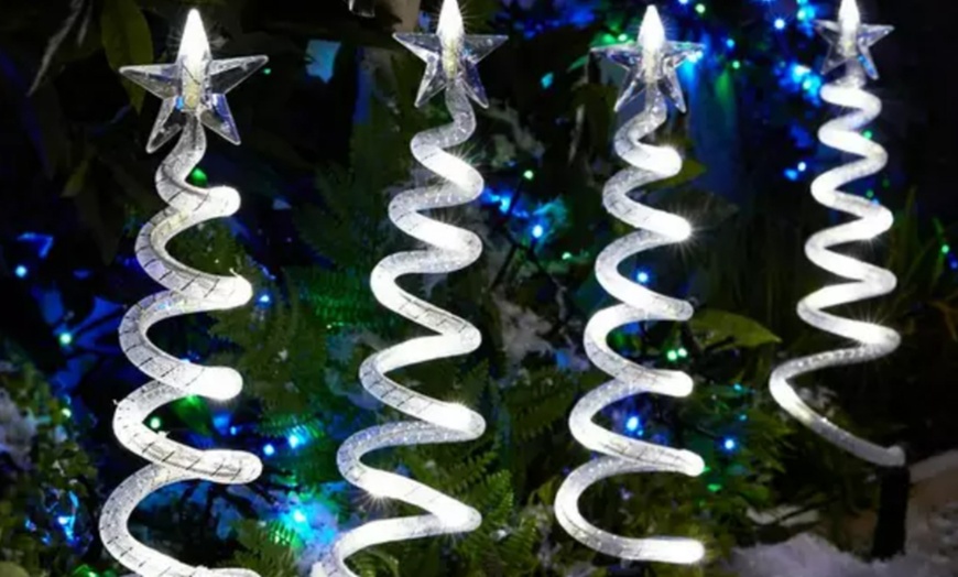 Image 8: 40 LED Spiral Christmas Tree Pathway Lights