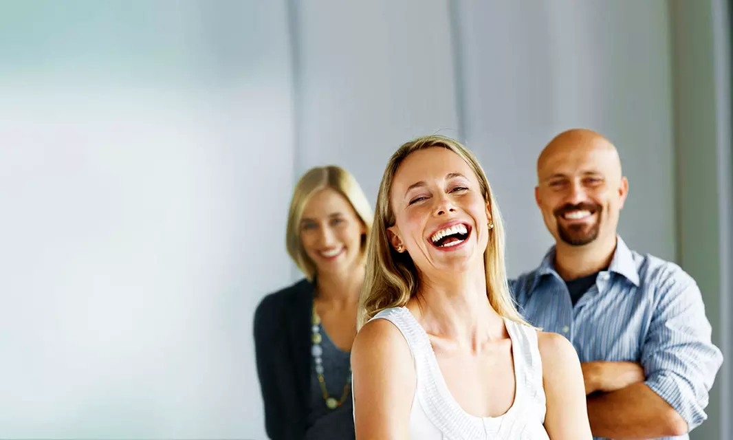 Limpieza bucal con opción a limpieza de encías en 1 o 2 arcadas para 1