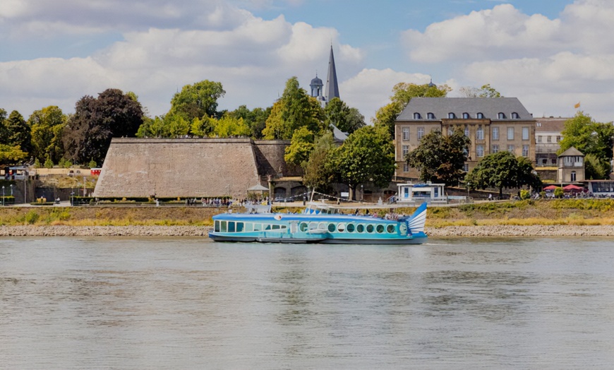 Image 3: Ticket für eine Rundfahrt auf dem Rhein - Sightseeing-Tour mit Guide