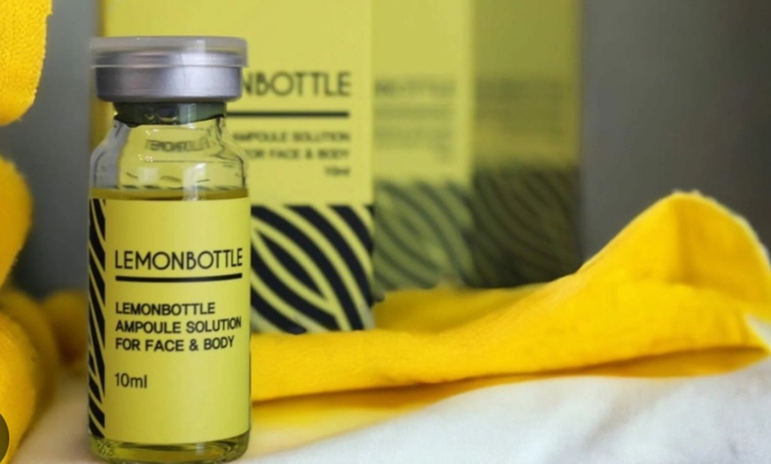 Image 1: Lemon Bottle Fat Dissolving for a Sculpted Face and Body!