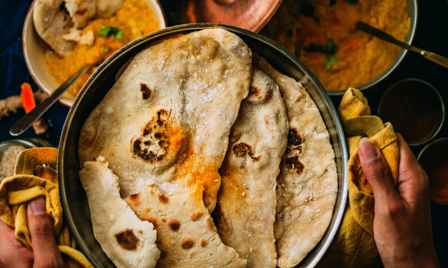 Indisches 2-Gänge-Tandoori-Menü mit Vorspeise/Dessert für 1-4 Personen