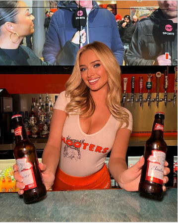 Hooters