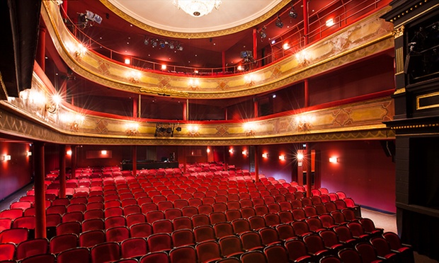 st. pauli theater saal_c toni momtschew_700x420px