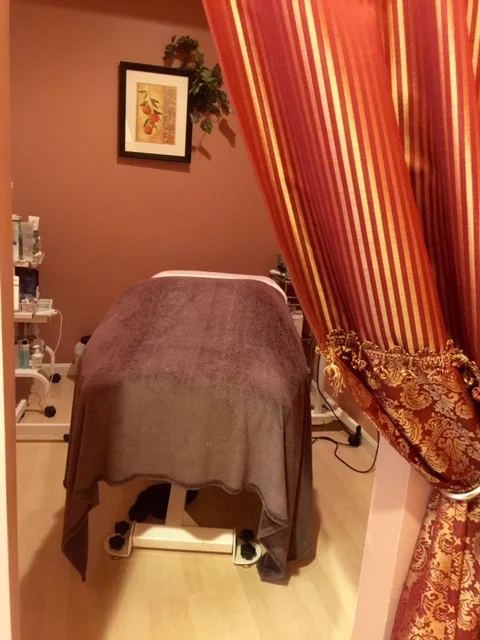 Relaxing Massage at Zinas Spa
