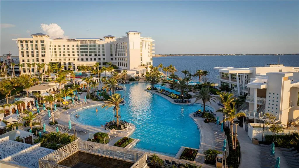 Lorelei Spa overlooking Charlotte Harbor