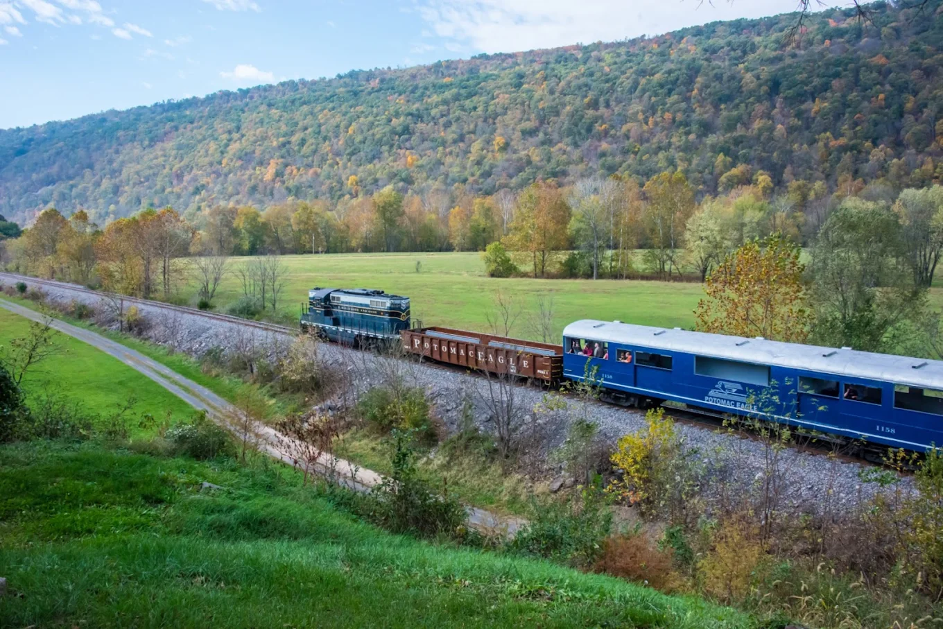 Potomac Eagle Scenic Railroad