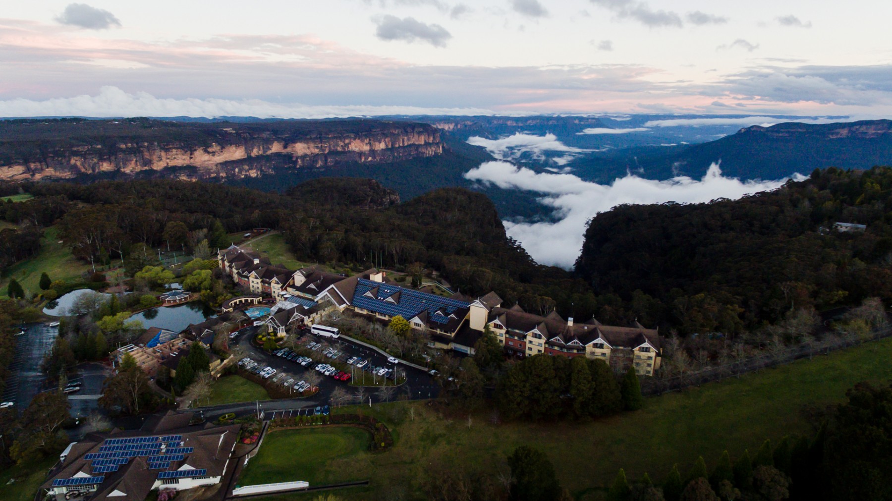 Blue Mountains Ice Skating Rink
