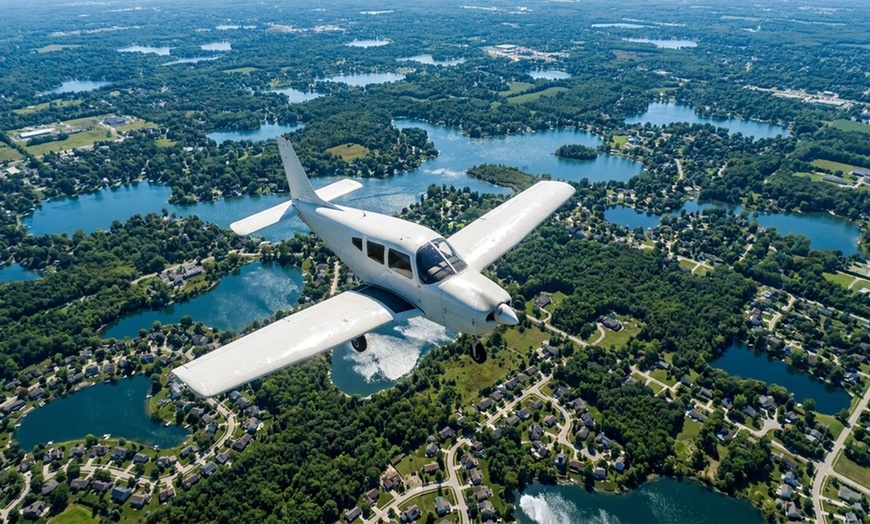 Image 5: Learn Soaring Through The Sky with a Discovery Flight for One