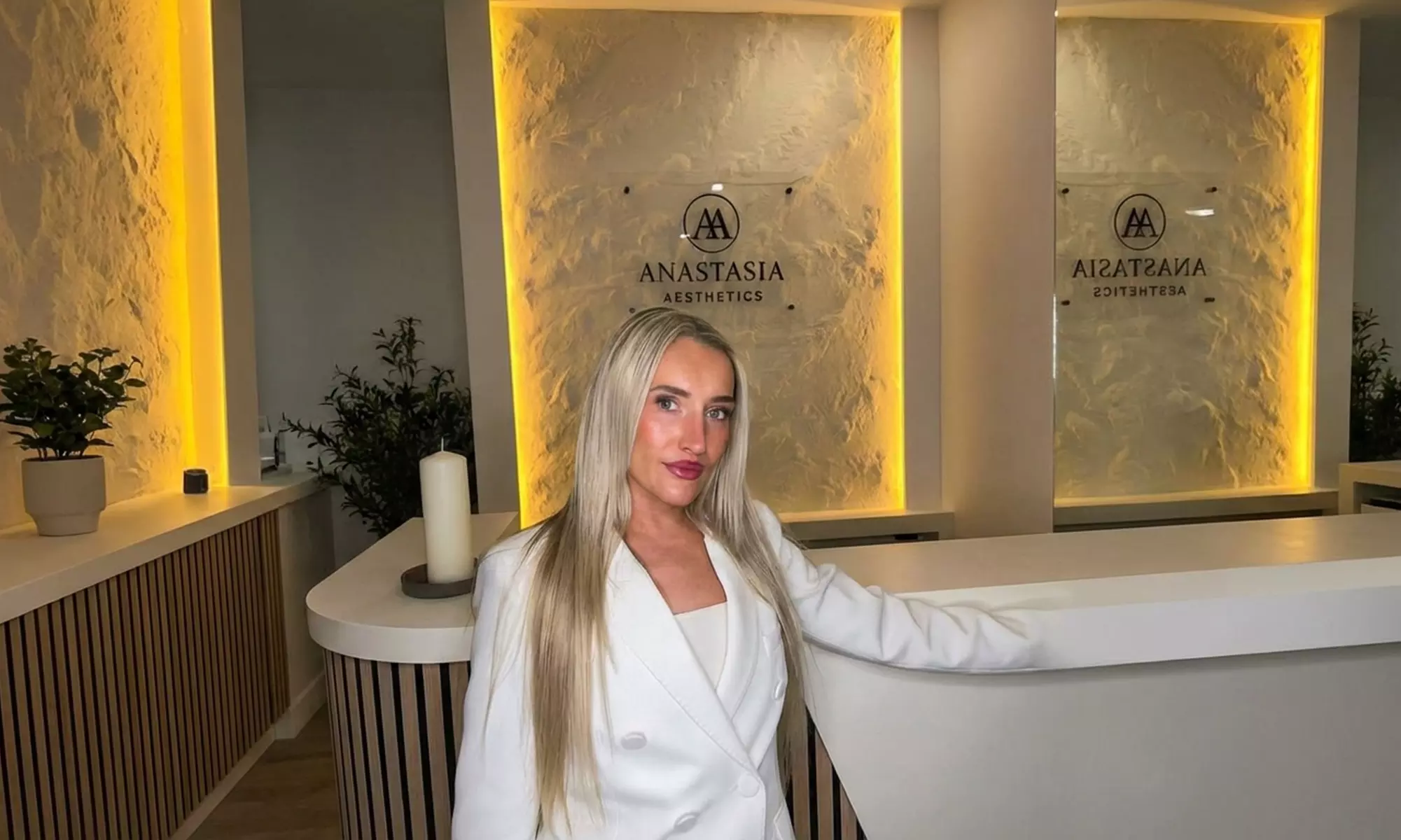 Klassische Ausreinigung, Microneedling oder Aqua-Facial für 1 Person