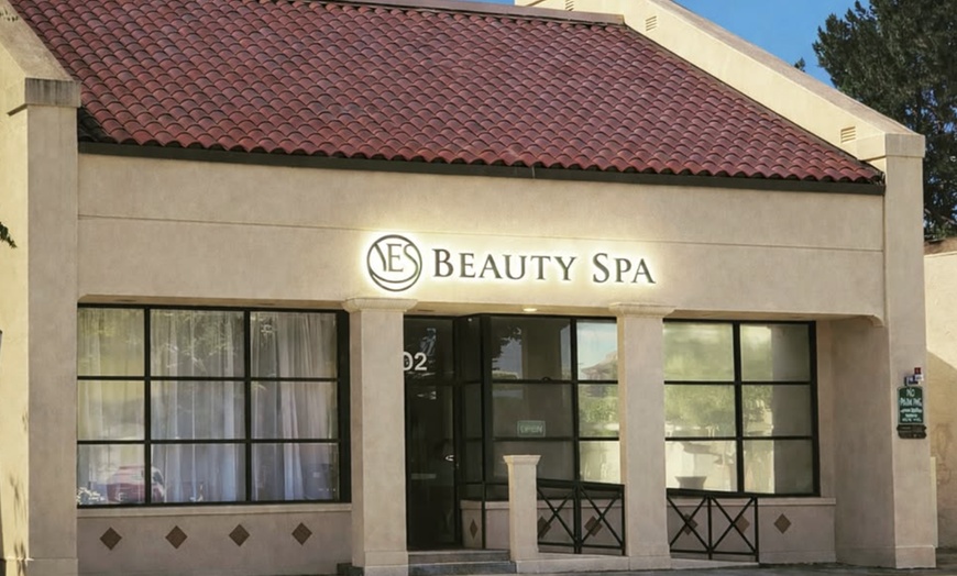 Image 2: Lux HeadSpa for 1-2 w/Shoulder Massage, MiniFacial, Robes & Herbal Tea