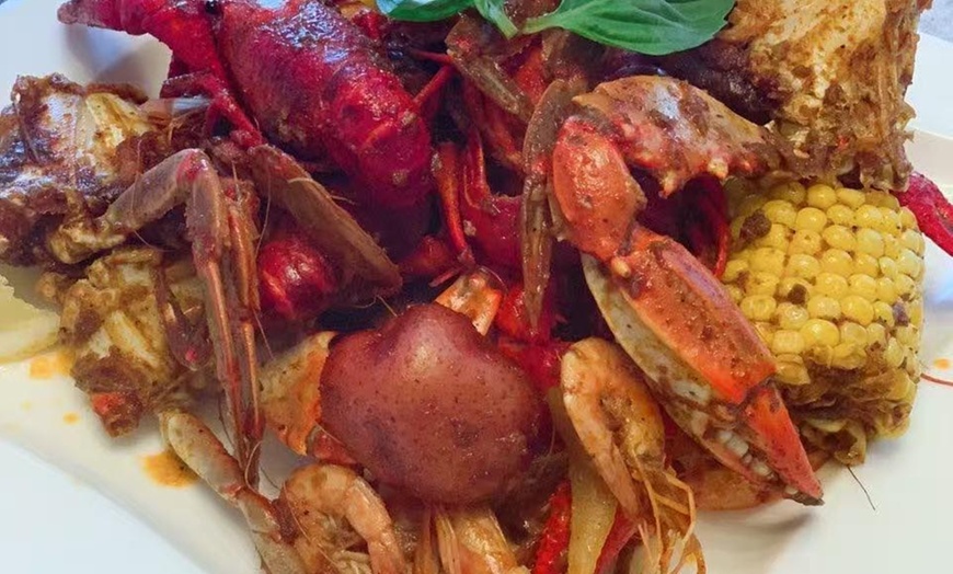 Image 4: Treat yourself to Seafood Boils & Chinese-American Dishes in Des Peres