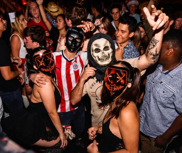 Self-Guided 'The Crawling Dead' Bar Crawl for ONE: Friday 10/23/26 - San Diego Club Hop