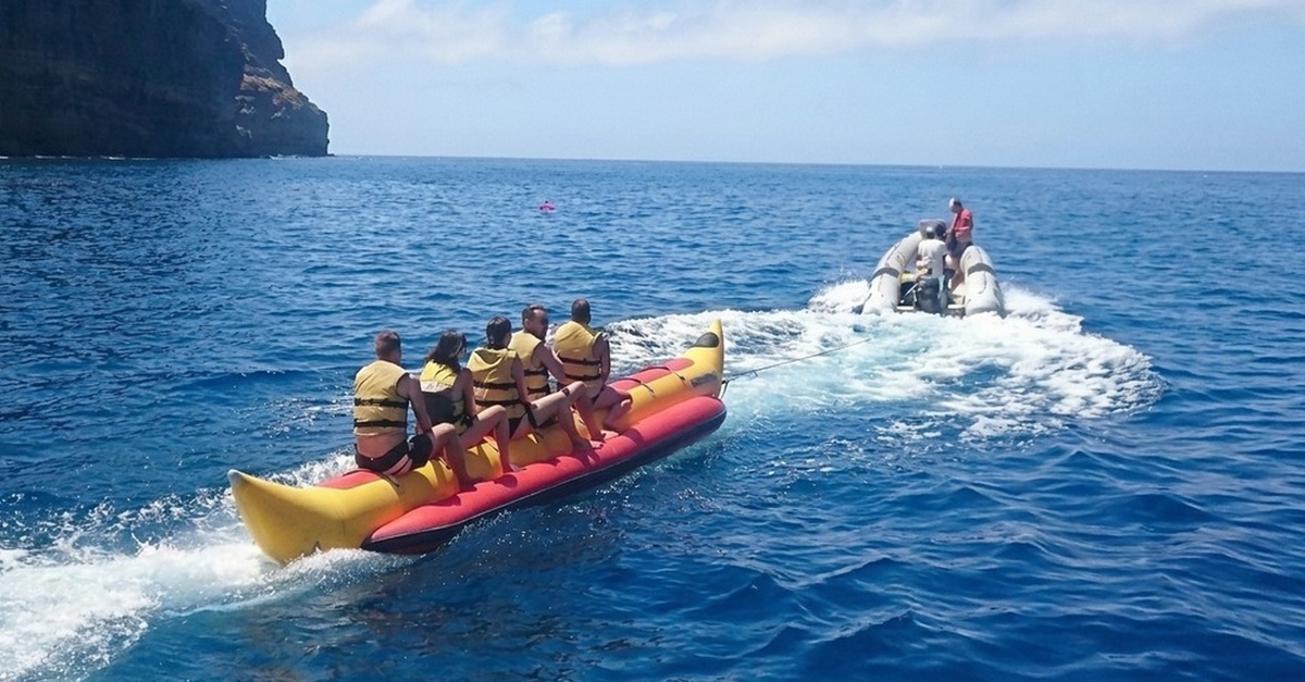 Actividad de banana boat en Las Palmas