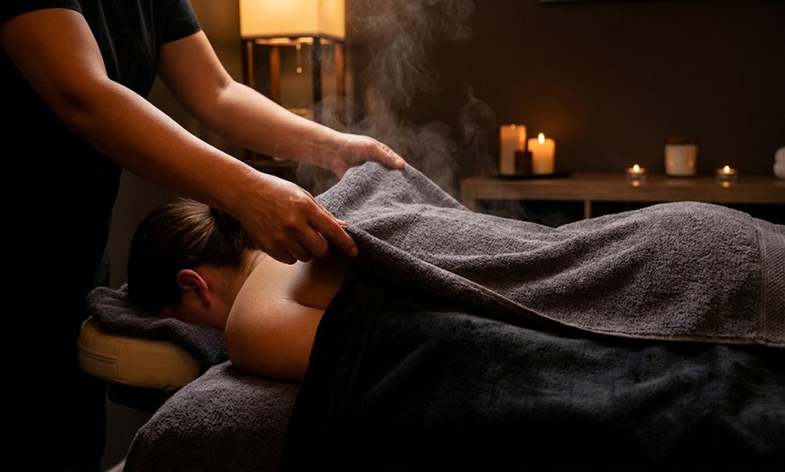 Image 3: Couples or Individual 60 or 90-minute Massage at Amenity Spa 85