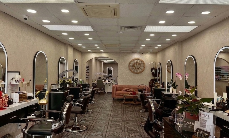 Image 3: 60- or 90-Minute Relaxing Head Spa & Scalp Therapy
